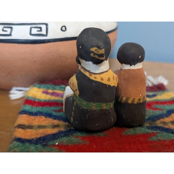 Vintage Pueblo Pottery Storyteller Figurine, Cochiti Native American Folk Art - Picture 7 of 10